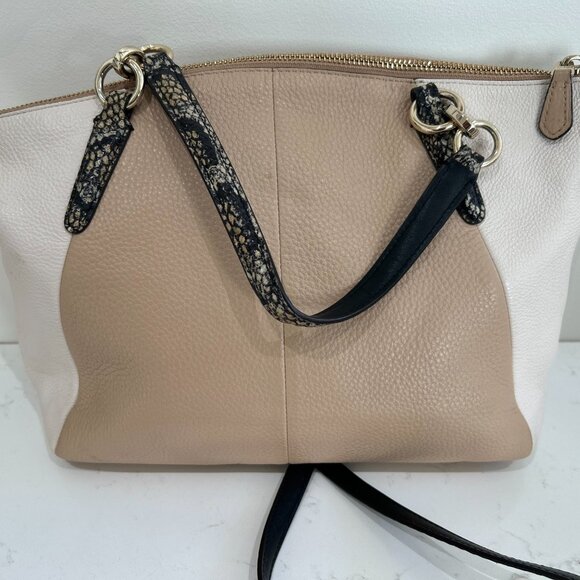 Coach Small Kelsey Leather Bag - Picture 11 of 12